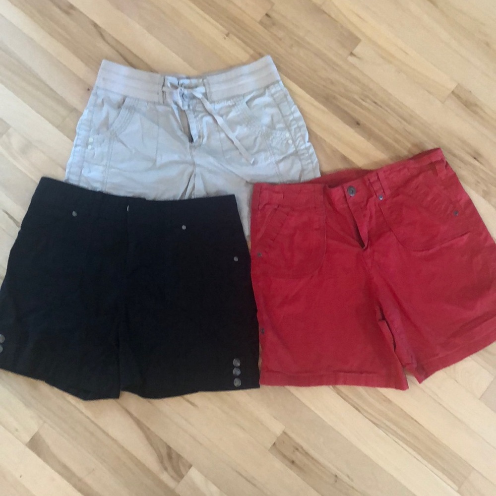 Lot of 3 pairs cargo utility convertible length shorts red black tan khaki & co